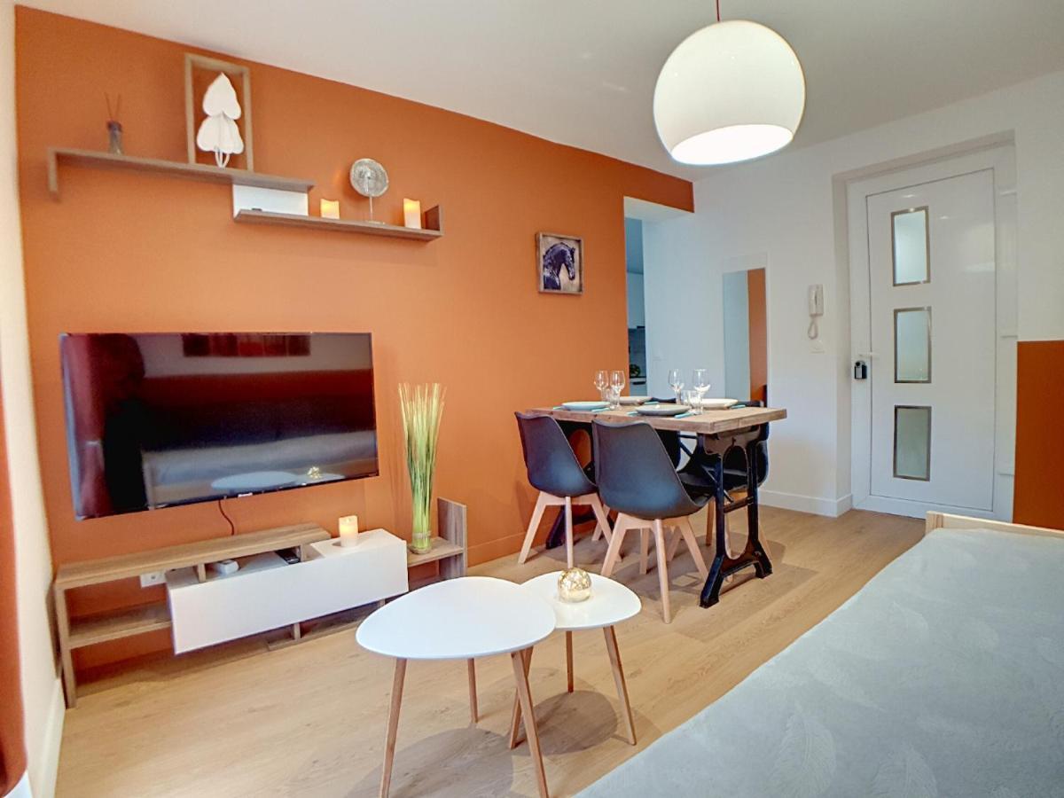 Stop Chez M Select Saga # Qualite # Confort # Simplicite Saint-Fons Eksteriør bilde